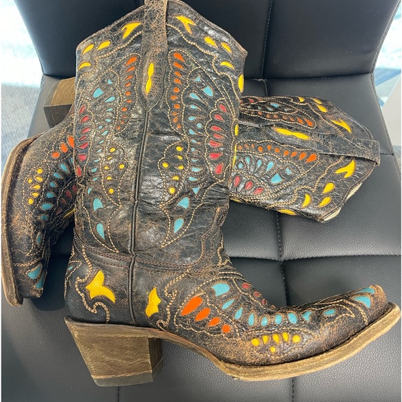 Corral Women’s boots 8 1/2 - Picture 2 of 4